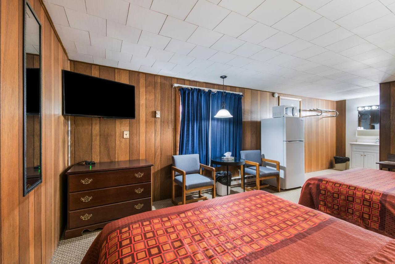 Highland Inn New Cumberland Exteriör bild