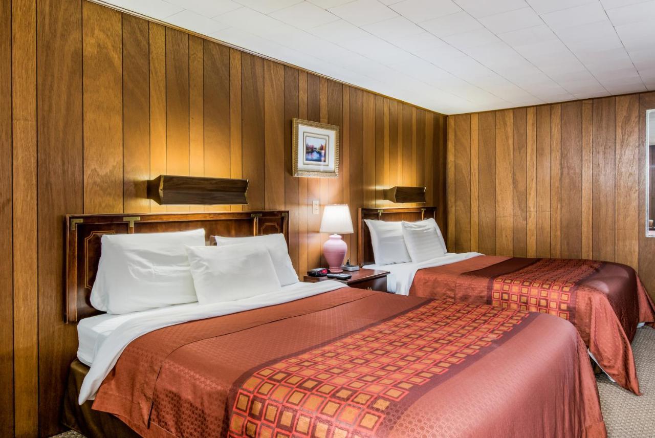 Highland Inn New Cumberland Exteriör bild